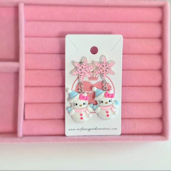 Hello Kitty Handmade Christmas Earrings - Picture 3 of 5